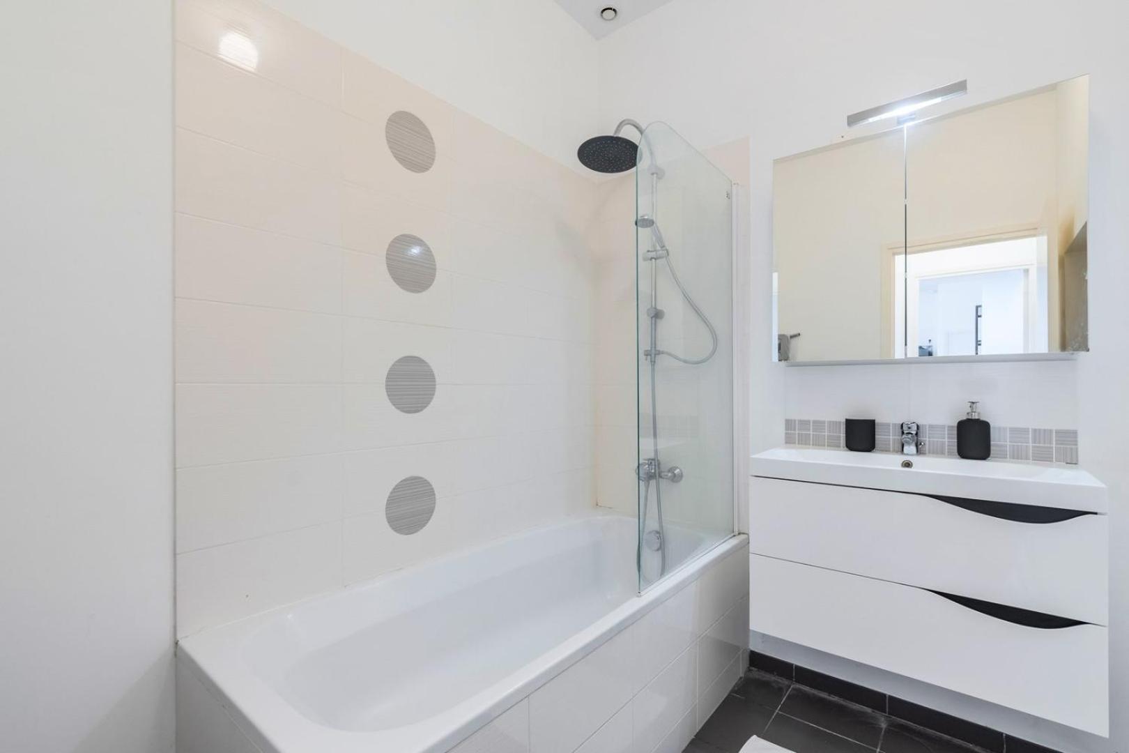 Modern, Quiet 3-Bedroom Apartment With Parking Marcq-en-Barœul Extérieur photo